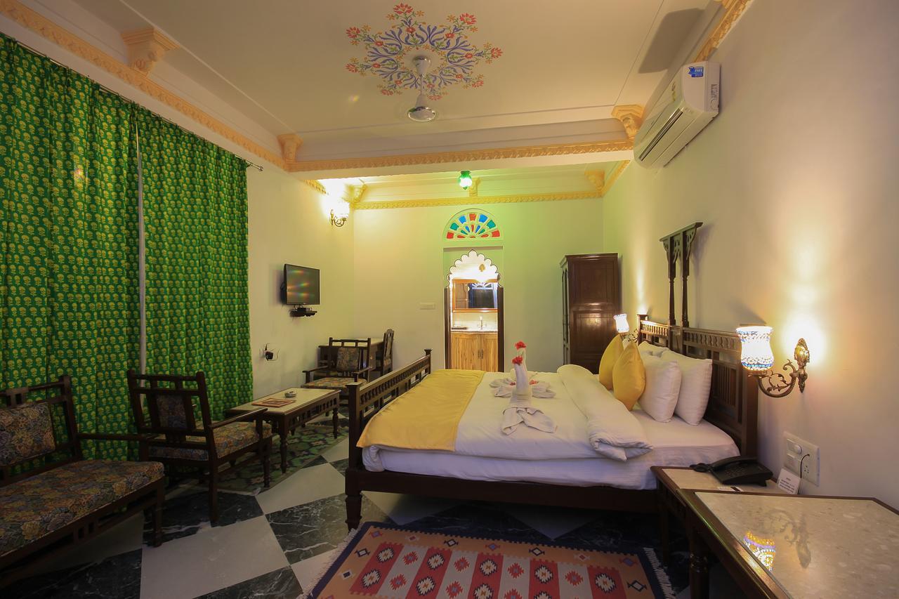 Bonjour Paradise Resort Udaipur Exterior foto
